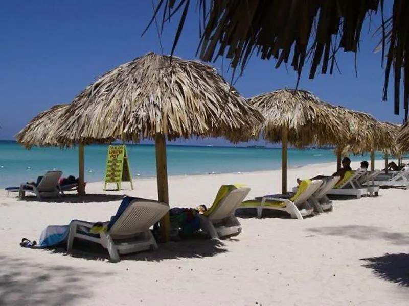 Fun Holiday Beach Resort Negril Giamaica